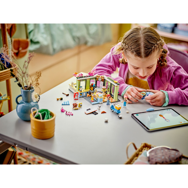 Конструктор LEGO Friends Кав'ярня Хартлейк-Сіті 42618