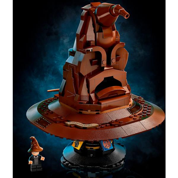 Конструктор LEGO Harry Potter Балакучий сортувальний капелюх 561 деталь (76429)