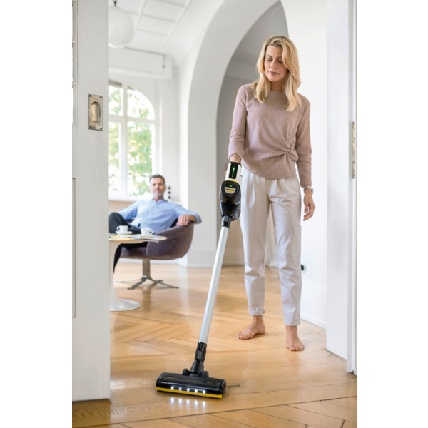 Аккумуляторный пылесос Karcher VC 7 Cordless YourMax (1.198-710.0)