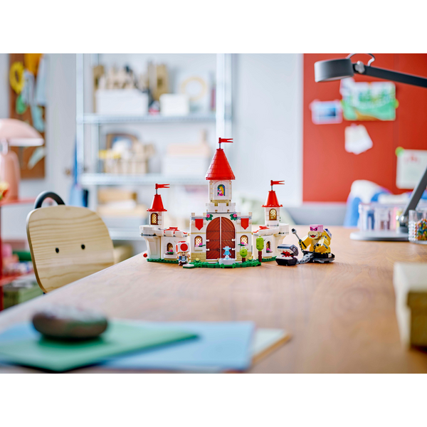 Конструктор LEGO 71435 Битва з Роєм біля замку Піч