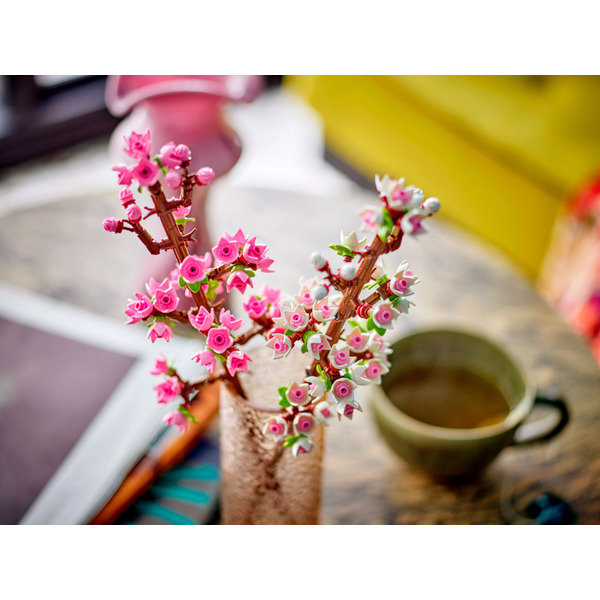 Конструктор LEGO Botanicals: Цвет вишни, 430 деталей (40725)