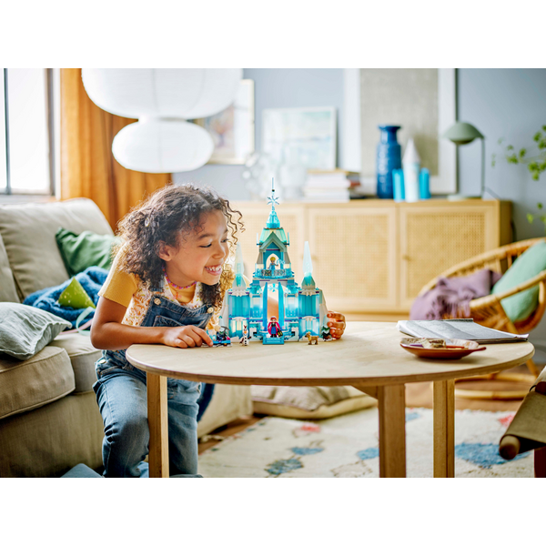 Конструктор LEGO 43244 Disney Крижаний палац Ельзи