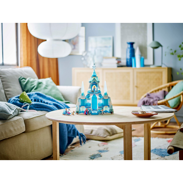 Конструктор LEGO 43244 Disney Крижаний палац Ельзи