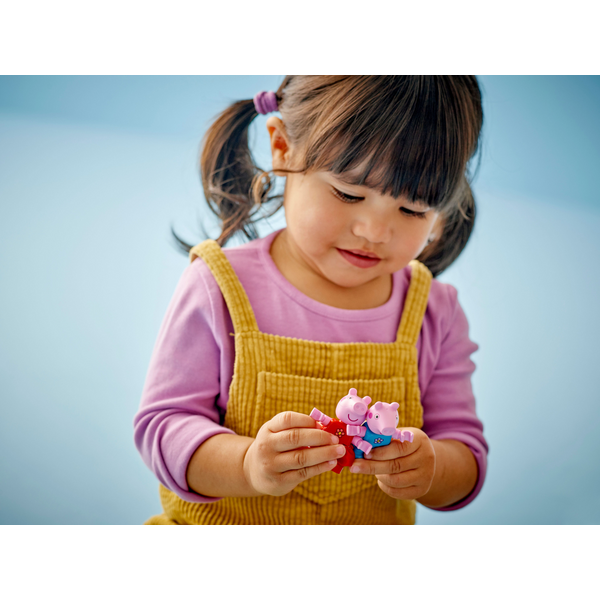 Блоковий конструктор LEGO Duplo Садок і будиночок на дереві Пеппи (10431)