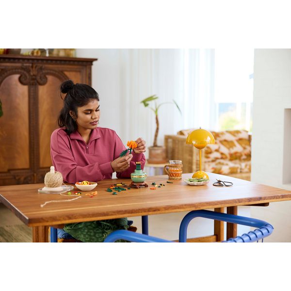 Конструктор LEGO Botanicals Хризантема 278 деталей