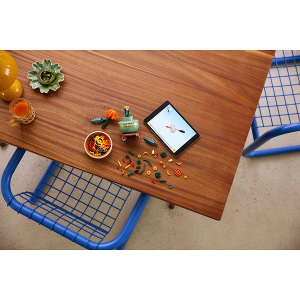 Конструктор LEGO Botanicals Хризантема 278 деталей