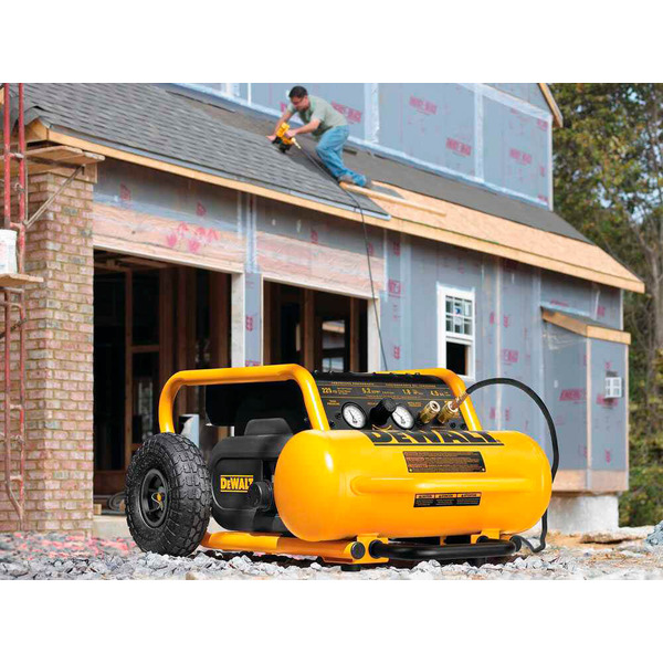 Компресор DeWALT DPC17PS