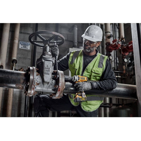 Гайкокрут ударний акумуляторний безщітковий DeWALT DCF892P2T