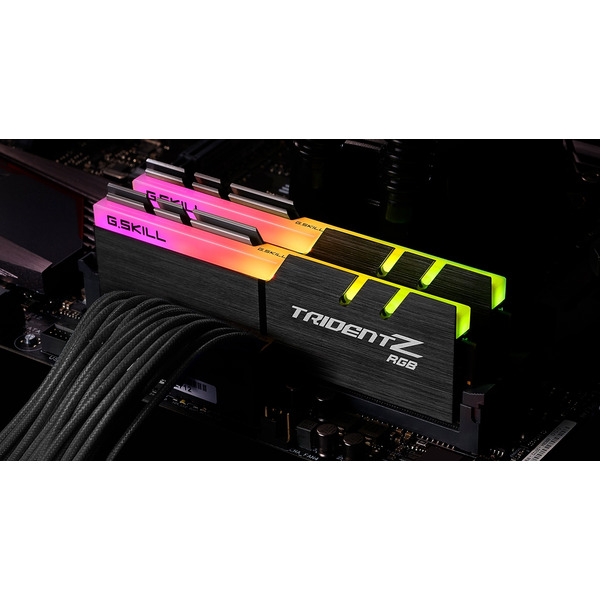 Оперативна пам'ять G.Skill Trident Z RGB F4-4400C19D-32GTZR