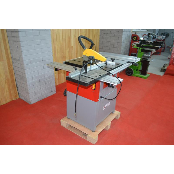 Циркулярна пила Holzmann TS 250