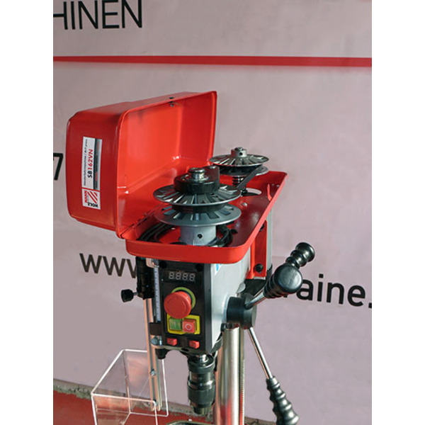 Сверлильный станок по металлу Holzmann SB 162VN