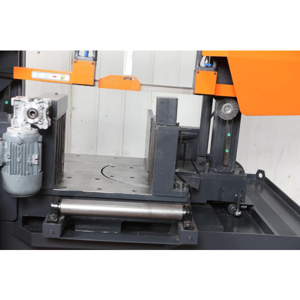 Автоматическая двухколонная ленточная пила DISPA MAKINA D-O 450