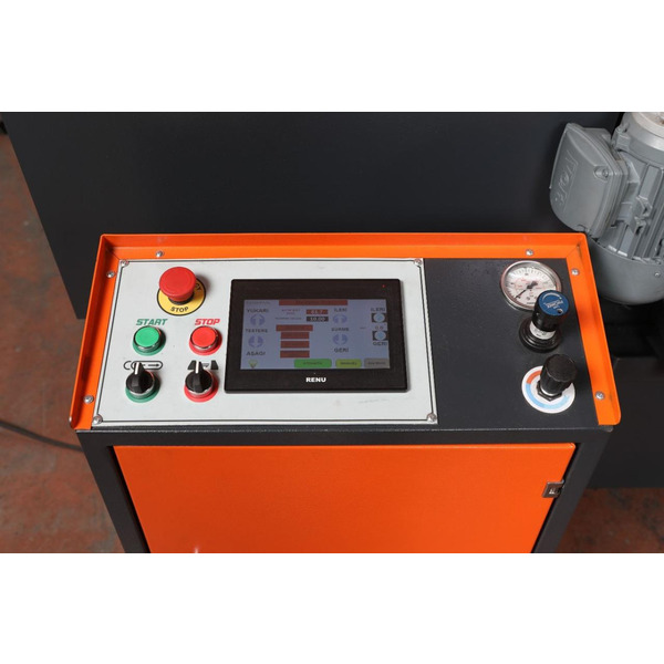 Автоматическая двухколонная ленточная пила DISPA MAKINA D-O 450