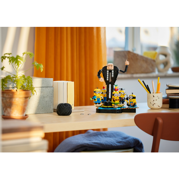 Конструктор LEGO 75582 Ґру й посіпаки з кубиків