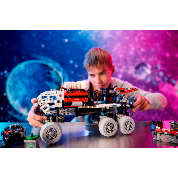 Конструктор LEGO Technic Марсоход команды исследователей