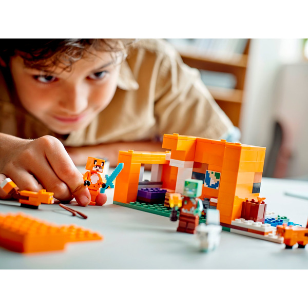 Блочный конструктор LEGO Minecraft Нора лисы (21178)