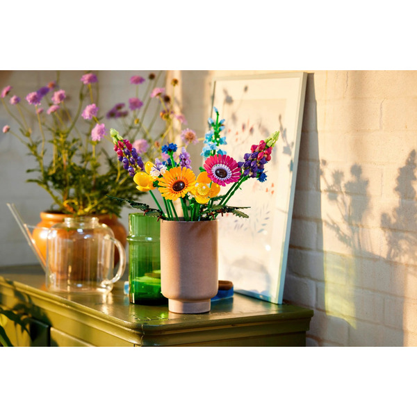 LEGO Icons: Field of Flowers Bouquet - 939 Pieces (10313)