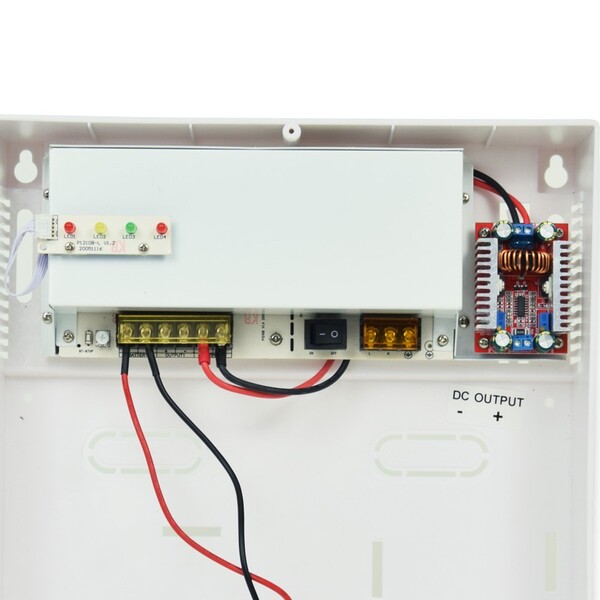 Блок безперебійного живлення BBGP-1210 в пластиковому корпусі 12В, 10А, під 18Ач акумулятор