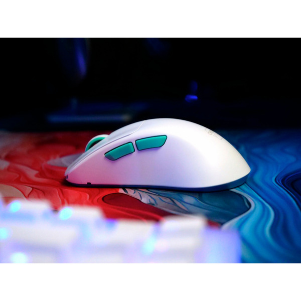 Миша Cherry Xtrfy M64 WL RGB White CX-M64W-WHITE