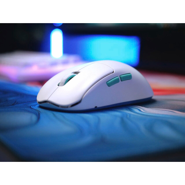 Миша Cherry Xtrfy M68 WL RGB White CX-M68W-WHITE