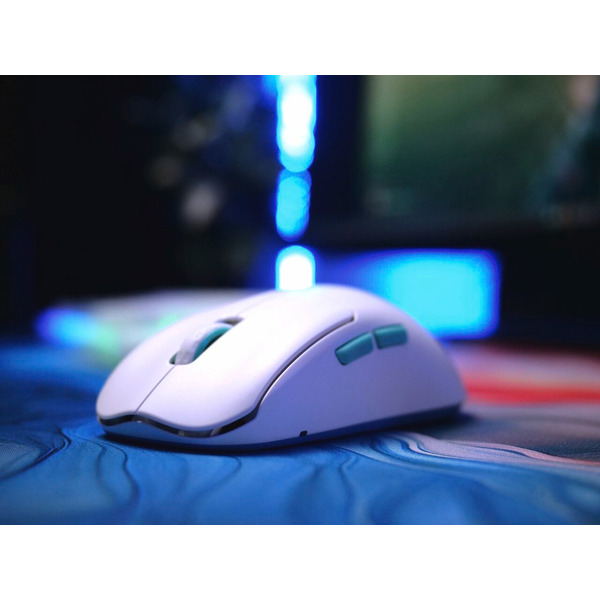 Миша Cherry Xtrfy M68 WL RGB White CX-M68W-WHITE