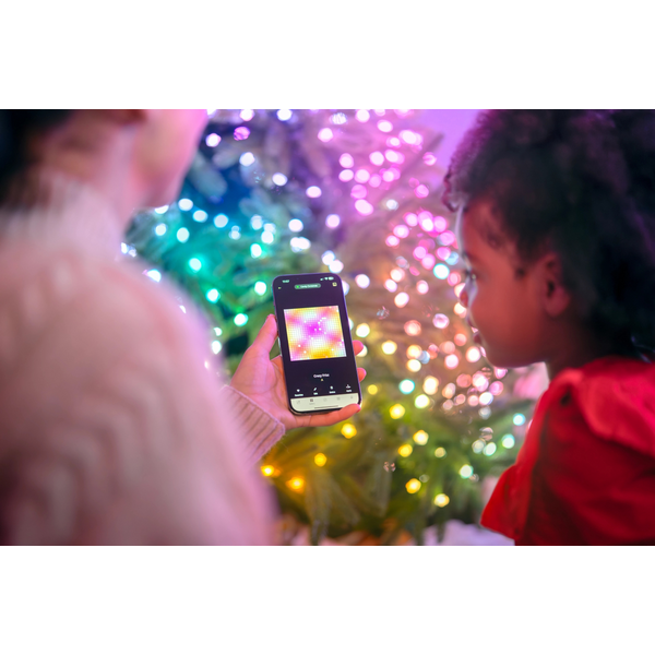 Smart LED Гірлянда Twinkly Strings USB 200 Candle-shaped RGB LEDs, Clear Wire, USB-C (TWKC200RGB-T)