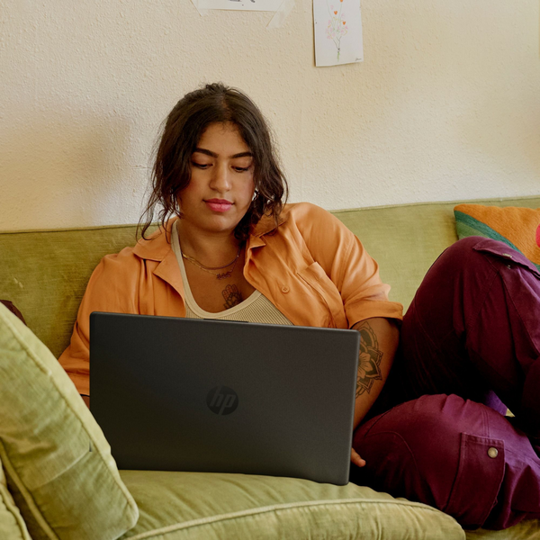 Ноутбук HP 15-fd1077ua (B23D4EA)