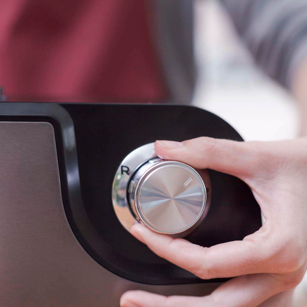 Мясорубка BLACK+DECKER BXMMA1000E