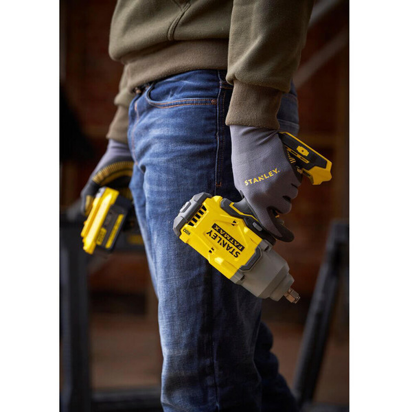 Гайковерт ударний акумуляторний STANLEY FATMAX SFMCF940M1