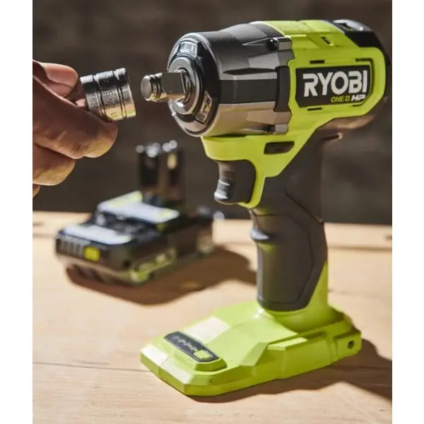 Гайкокрут Ryobi ONE+ HP RIW18C-0 (5133005898)
