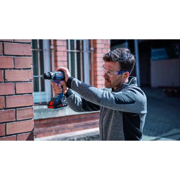 Шуруповерт-дриль ударний акумуляторний Bosch GSB 18V-90 C 18В 2х4А год (0.601.9K6.104)