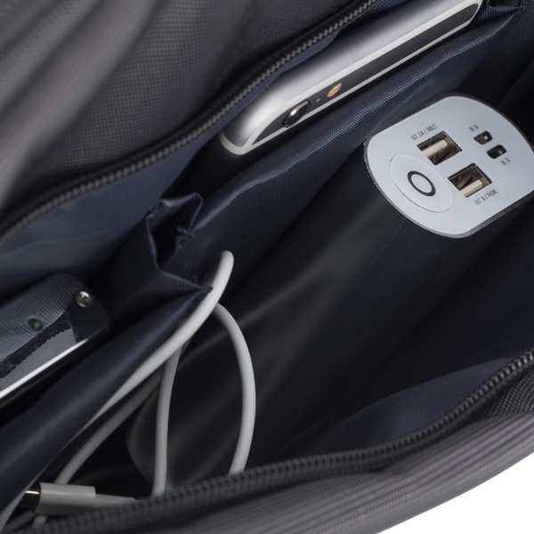 Чохол для ноутбука Rivacase 8203 13.3 Black