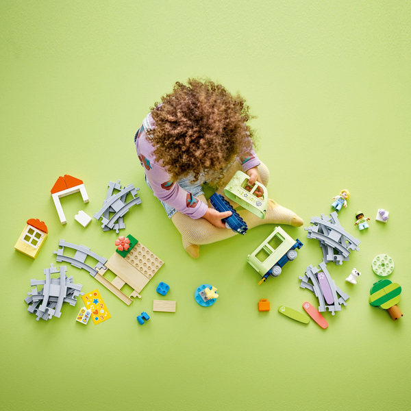 LEGO DUPLO ПРИГОДА З ІНТЕРАКТИВНИМ ПОЇЗДОМ 57 ДЕТАЛЕЙ (10427)