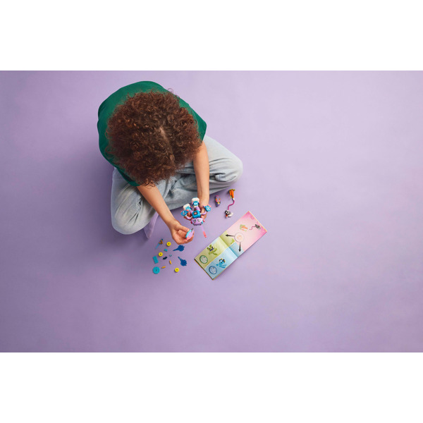 Блоковий конструктор LEGO 71490 DREAMZzz Іззі та Бунчуро, ігровий кролик