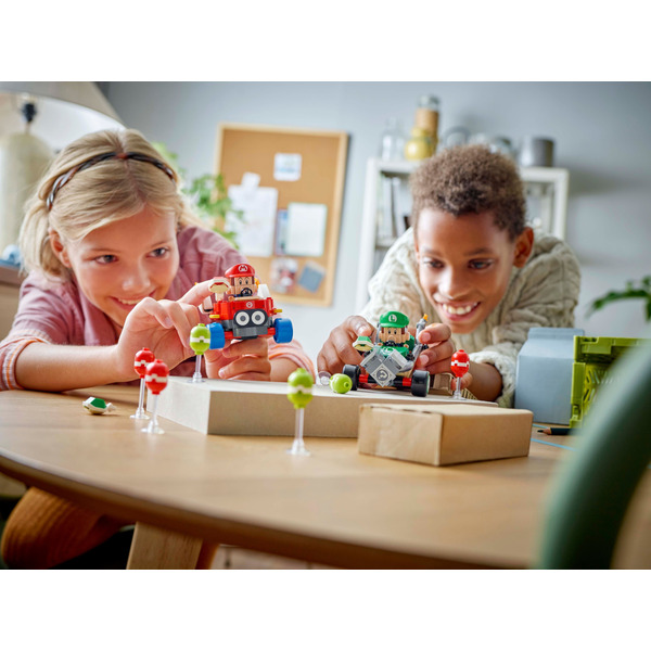 Блоковий конструктор LEGO Super Mario: Mario Kart Baby Mario vs Baby Luigi (72034)