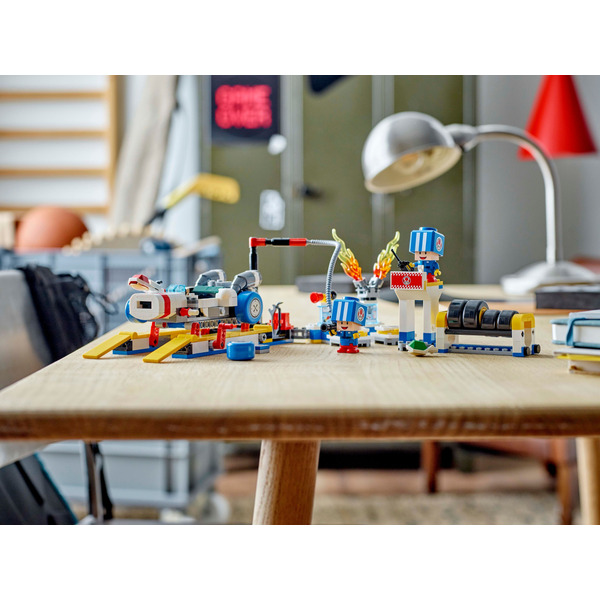 Конструктор LEGO Super Mario: Mario Kart Toad's Garage 72035