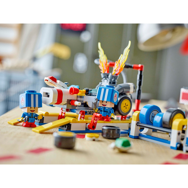Конструктор LEGO Super Mario: Mario Kart Toad's Garage 72035