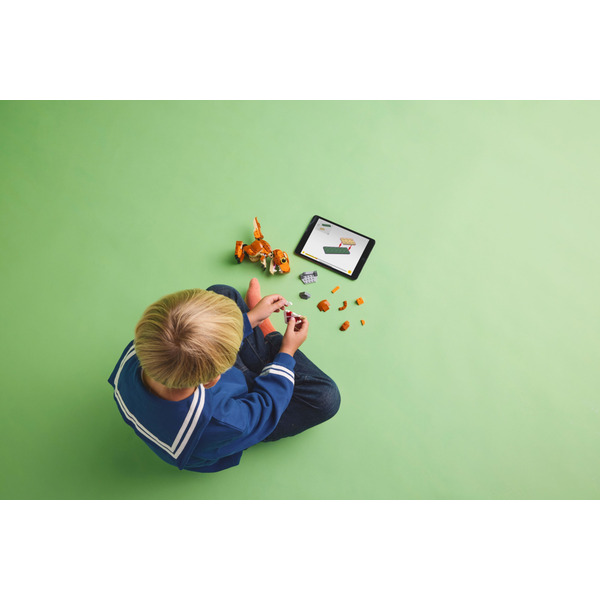 Конструктор LEGO Jurassic World Little Eatie: тиранозавр (76967)