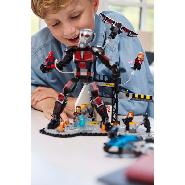 LEGO Super Heroes Marvel: Перший месник - Протистояння Пригодницька битва