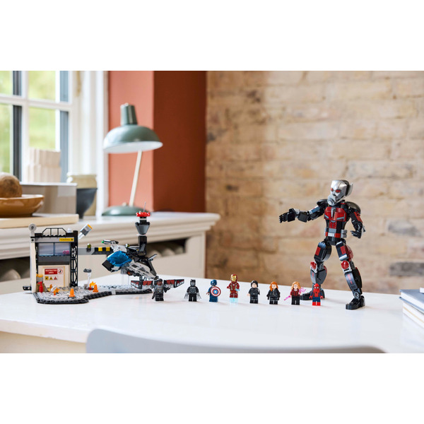 LEGO Super Heroes Marvel: Перший месник - Протистояння Пригодницька битва