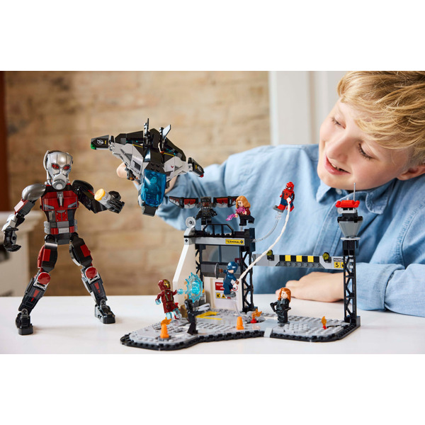 LEGO Super Heroes Marvel: Перший месник - Протистояння Пригодницька битва