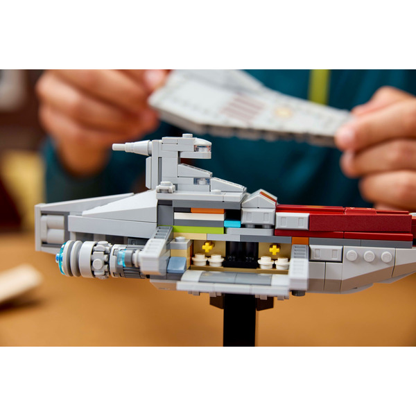 Конструктор Lego Star Wars Ударний корабель типу «Аккламатор» 75404