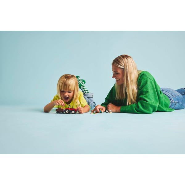 Блочный конструктор LEGO 60461 City Красный фермерский трактор с прицепом и овцами