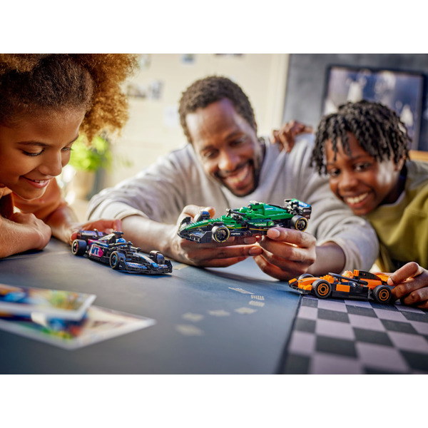 LEGO City 60442: Пилот F1 и автомобиль McLaren для гонки
