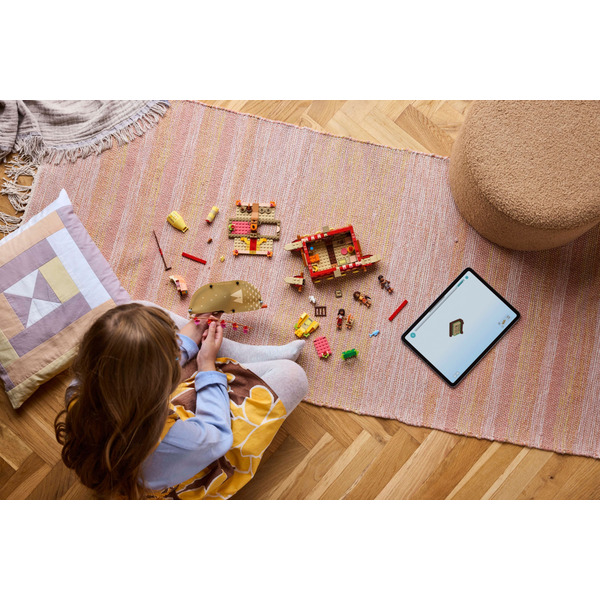 Блоковий конструктор LEGO Disney Пригодницьке каное Ваяни 529 деталей (43270)