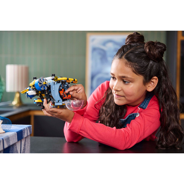 Назва товару: LEGO 42201 Technic Deep Sea Explorer Submarine