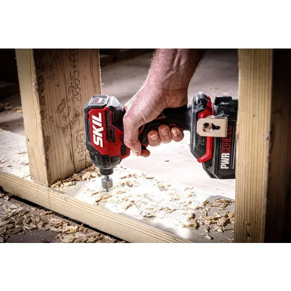 Акумуляторний безщітковий ударний гвинтоверт Skil 3225 CA Compact