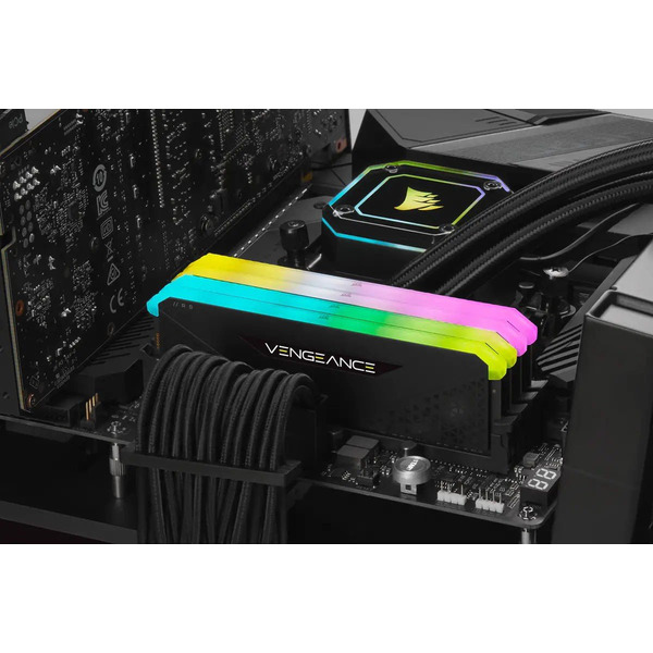 Модуль памяти DDR4 2x8GB/3200 Corsair Vengeance RGB RS Black (CMG16GX4M2E3200C16)