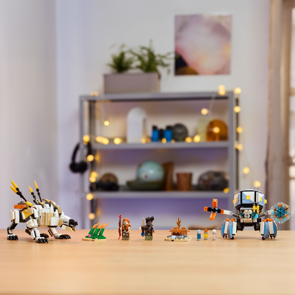 LEGO Horizon Adventures: Битва між Алою і Варлом проти Краболаза і Пилозуба (77037)