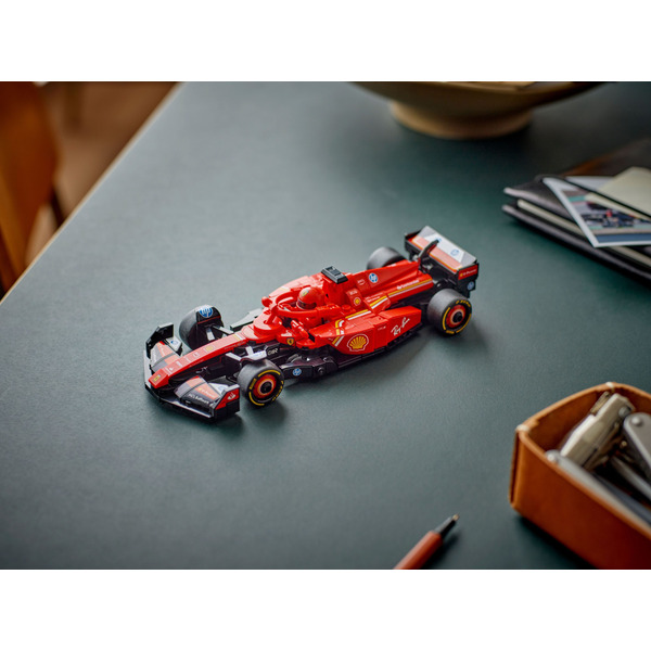 LEGO Speed Champions: Автомобіль для перегонів F1 Ferrari SF-24 (77242) - конструктор з 275 деталей